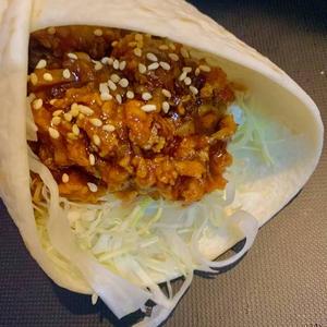 ヤンニョムチキンロール