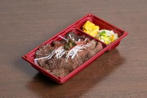 極上牛タン重