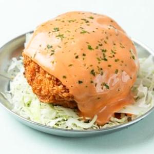 名物メンチカツ Minced meat cutlet