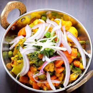 エベレストベジタブルカレー (Everest Vegetable Curry)
