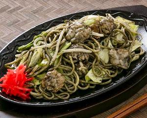 ホルモン炭塩焼きそば(120グラム) Charcoal Salt Offal Yakisoba