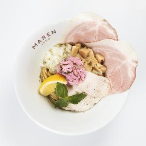 チャーシュー鶏塩まぜそば-大葉オイル- ミニ飯付(レンジ加熱可)
