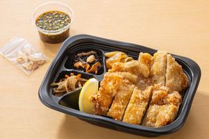 大戸屋 生ニラだれの油淋鶏単品