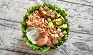 【美肌効果】サーモン・リッチサラダボウル 【Beautiful Skin Effect】Salmon Rich Salad Bowl