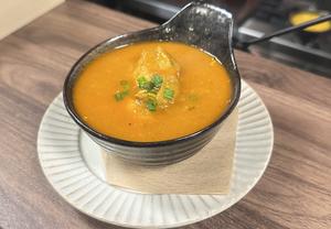 【B】 やわらかチキンのカレー Chicken Curry