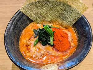 激辛豚骨醤油ラーメン