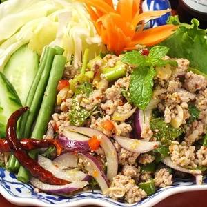 【サラダ1番人気】ラープ ムー(豚ミンチのスパイシーサラダ)Thai Spicy Minced Pork Salad (Raap Muu)