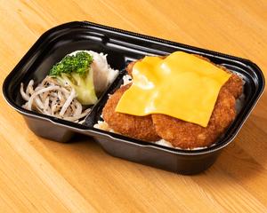 新潟チーズタレカツ丼 4枚