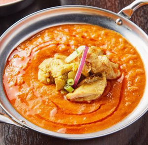 【名物】スパイスドライチキン カレー/Spices Dry Chicken Curry
