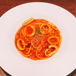 イカのチリトマトソースパスタ