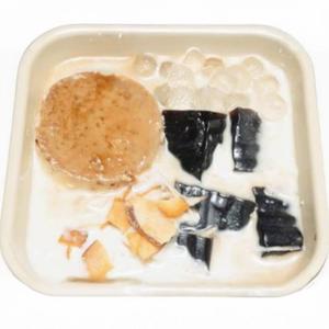 プリン入りゼリーのチェー CHE SUONG SAO CARAMEN