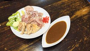 ローストビーフとからあげのWカレー
