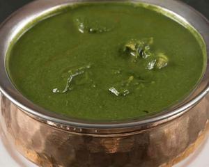 ほうれん草チキンカレー/SAAG CHICKEN CURRY