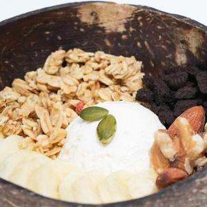 ミックスボウル banana＆granola ＆oreo
