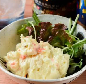 自家製ポテトサラダ