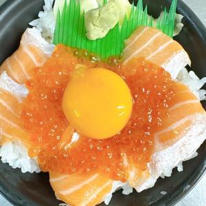 サーモン親孝行丼 Ultimate Salmon ＆ Roe Rice Bowl