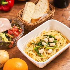 パスタランチ 本日のオイルベース スパゲッティ