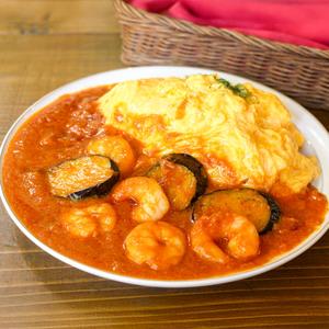 ナス海老カレーオムライス