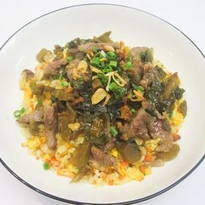 牛肉と高菜のチャーハン