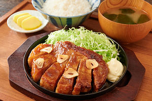 厚切りポークジンジャー定食 250g
