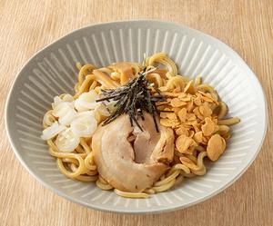 『油そば桐ちゃん』〜食べログ百名店 桐麺監修〜 ガーリック油そば