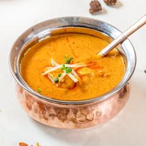 チキンカレー CHICKEN CURRY