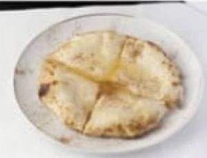 ハニーシナモンチーズナン Honey Cinnamon Cheese Naan