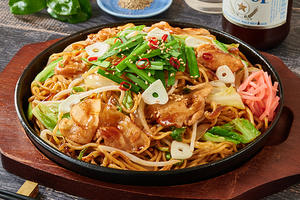 定番豚バラ焼そば