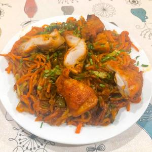 チキンチョウミン Chicken Chowmin