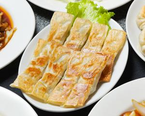 ぱりぱり餃子8個入り