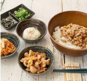【ピリ辛】スタミナ鶏キムチ納豆かけご飯【spicy】stamina chicken kimchi natoo over rice