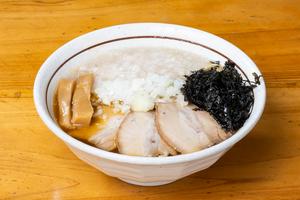 背脂煮干そば