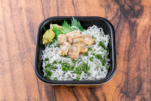 丼丸 あさりシラス丼