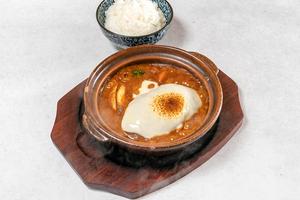 チーズ煮込みハンバーグMサイズ(200g)ライス付き