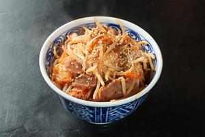 ラムキムチ丼