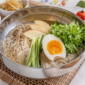 ハリハリ冷麺 korean cold noodles with mizuna