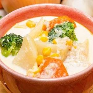 たっぷり野菜のクリームコーンスープ Cream Corn Soup with Vegetables
