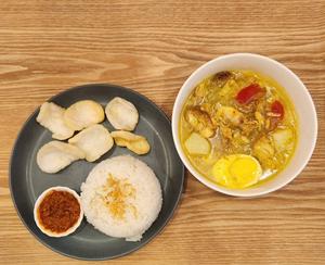 ソトアヤム Soto Ayam