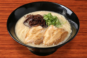 とんこつラーメン Pork Bone Broth Ramen Noodles