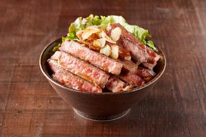 【肉2倍】サーロインステーキ丼(200g)Sirloin Steak Bowl