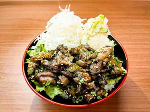 炭火焼！もも塩焼丼！