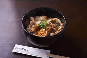 こだわり卵の親子丼 Chicken and Specially Selected Egg Rice Bowl