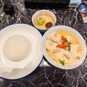 パネインカイカレー  