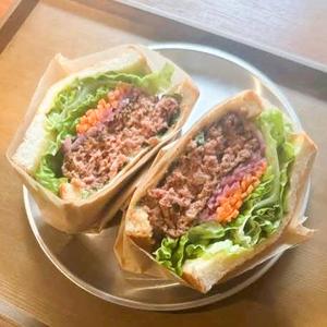特製ハンバーグサンド