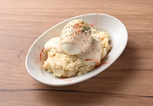 Italian Kitchen VANSAN 半熟卵のポテトサラダ