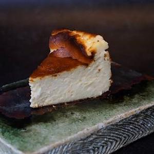 バスクチーズケーキ