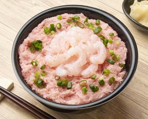 ねぎとろ甘えび丼(13)