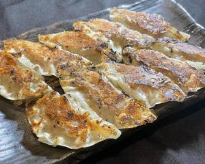 【当店自慢】がっつりにんにく餃子(8個入り)