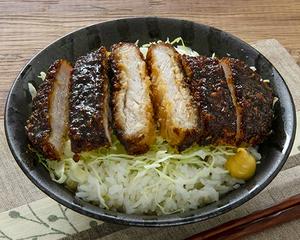 味噌カツ丼 Miso Cutlet Rice Bowl