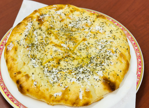 バジルチーズナンBasil Cheese Nan